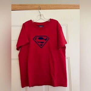 Youth Superman red shirt sleeve tee shirt with blue chest logo. Size small